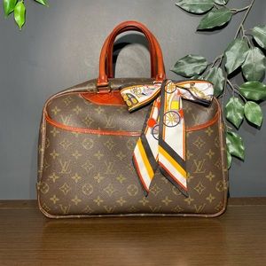 Louis Vuitton Brown and Red Handbag